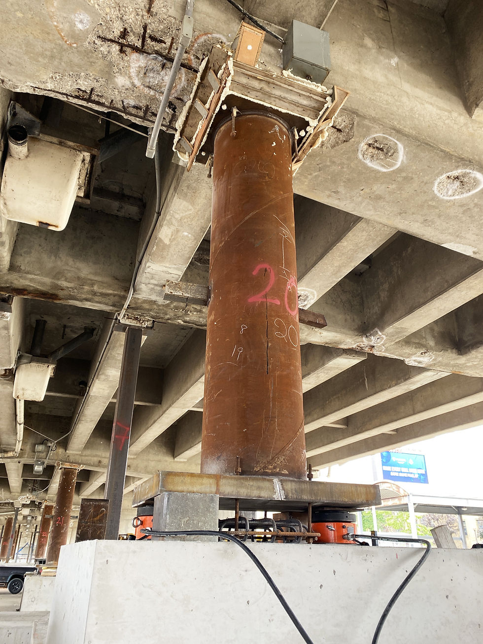 Temporary struts supported the Gardiner Expressway during construction.