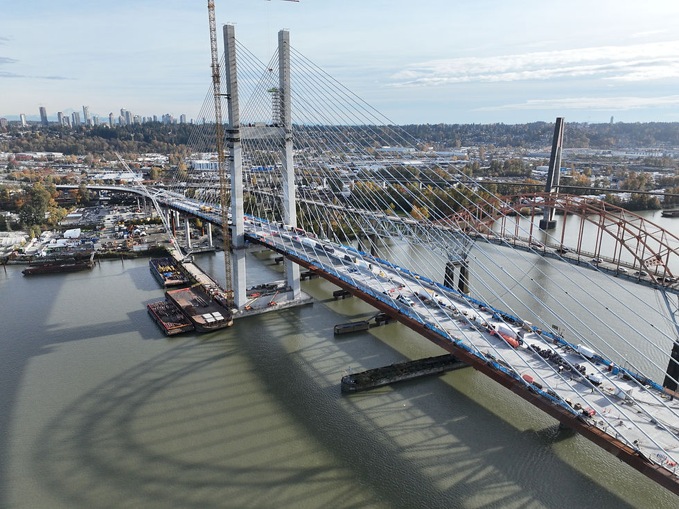 Stal̕əw̓asəm Bridge over the Fraser River.